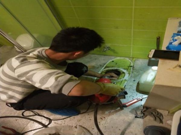 疏通下水道师傅电话顺义（顺义通下水道联系电话）